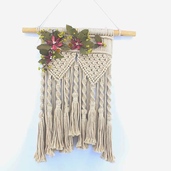 Macrame Wall Hanging with flower 18101104