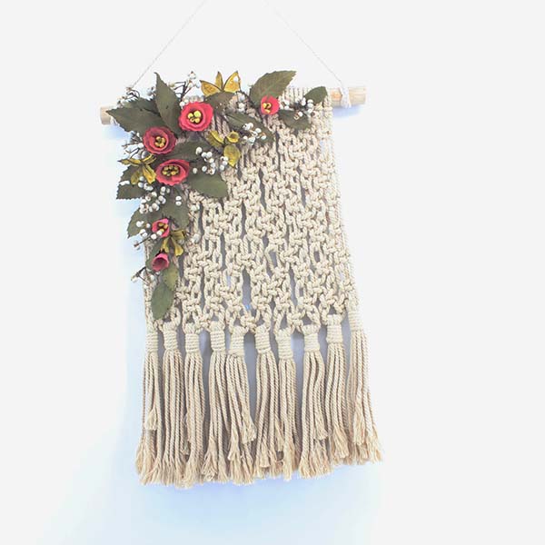 Macrame Wall Hanging with flower 18101105