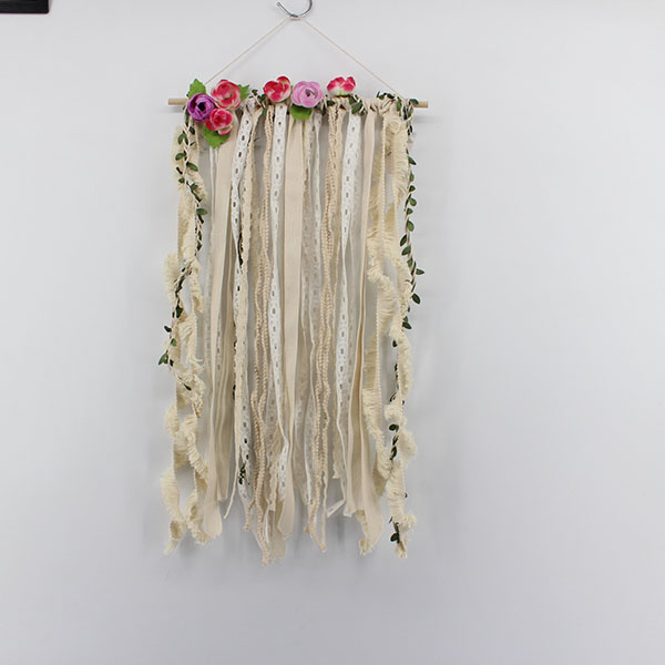 Lace Wall Hanging 1810789